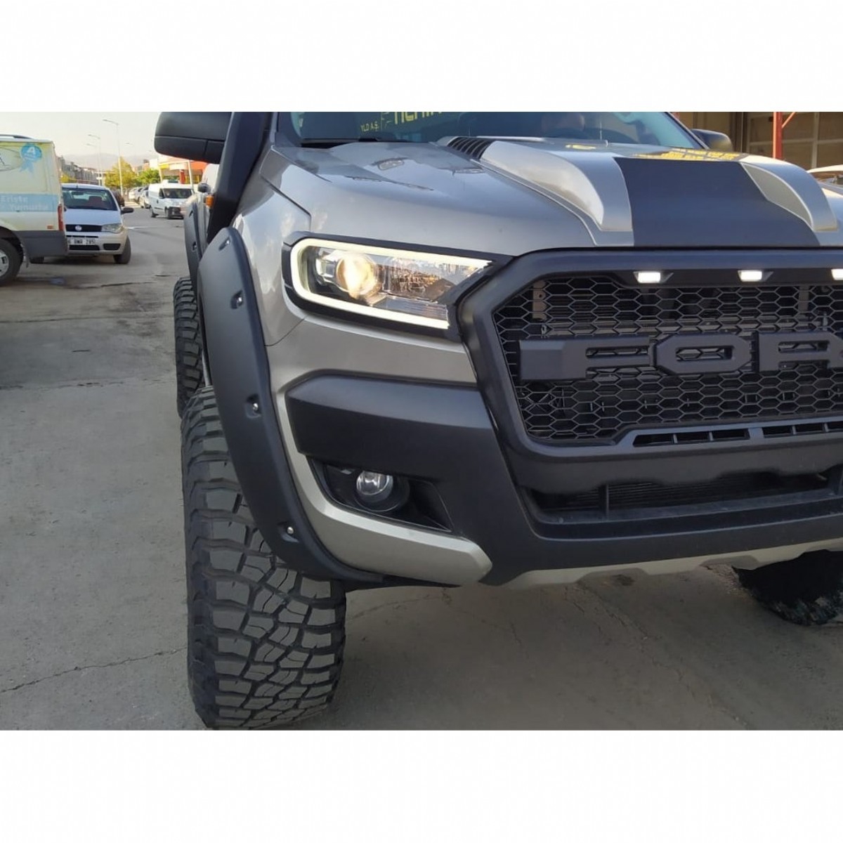 Ducki Ford Ranger 2016-2022 T7 Ledli Far Çerçevesi