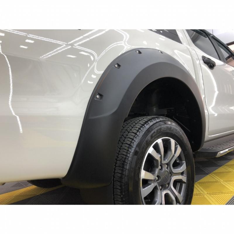 Ducki Ford Ranger 2019-2022 T8 Sensörlü Mat Siyah Dodik