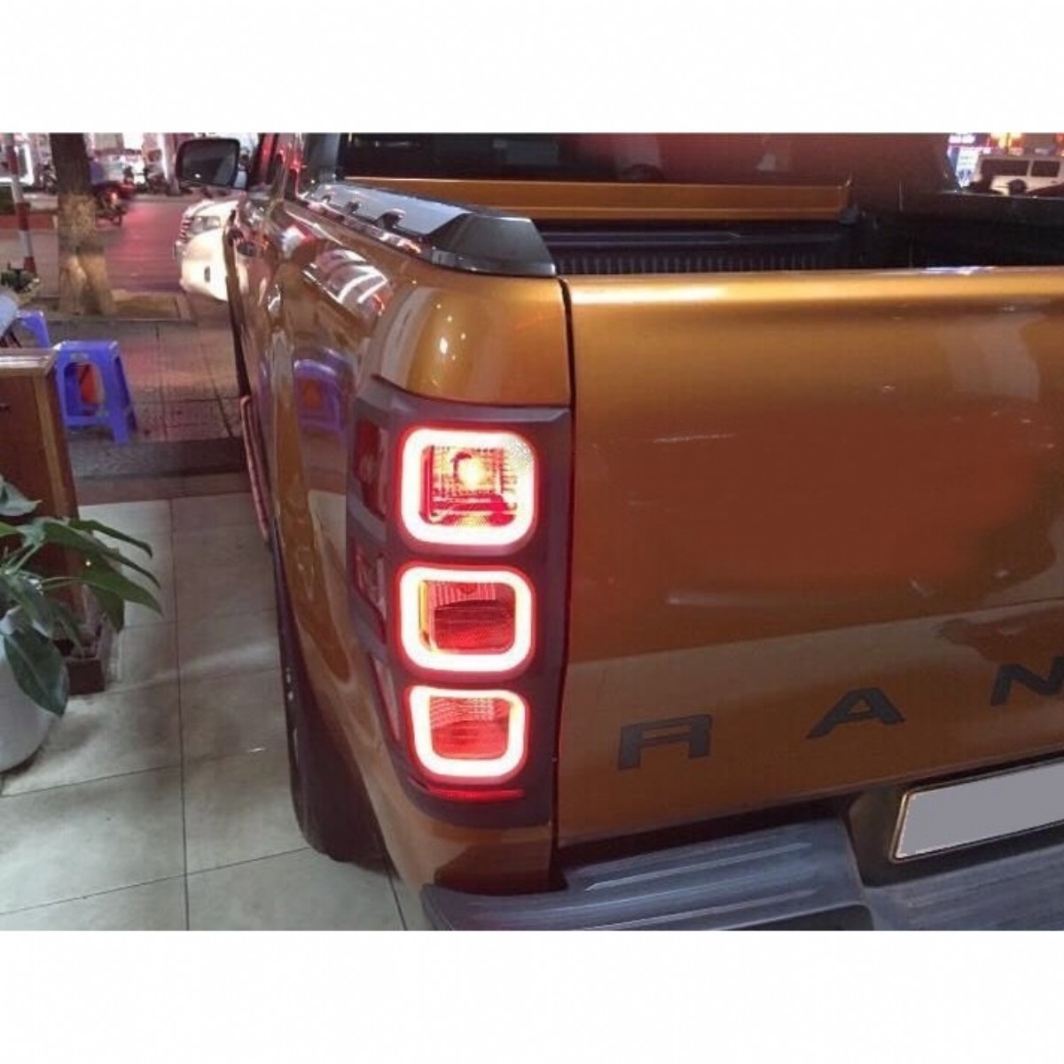 Ducki Ford Ranger 2012-2022 Ledli Stop Çerçevesi