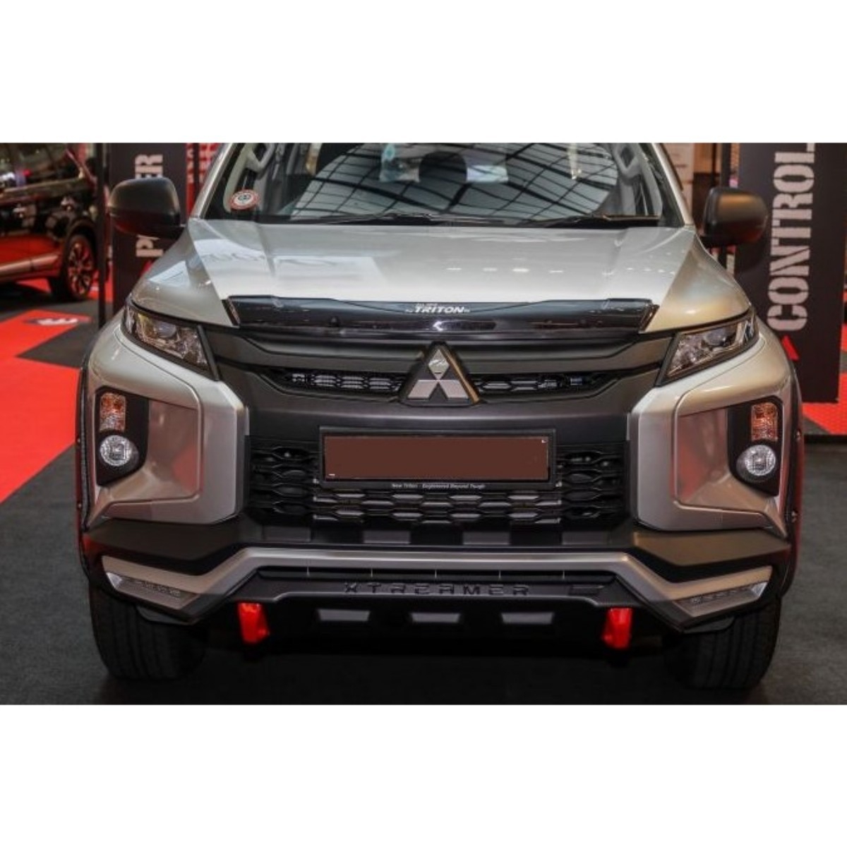 Ducki Mitsubishi L200 2019 Tampon Ön Eki Ledli