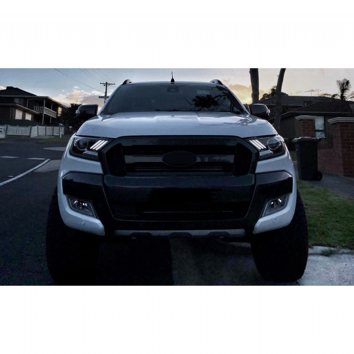 Ducki Ford Ranger 2016-2022 Ledli Mustang Tipi Far Siyah