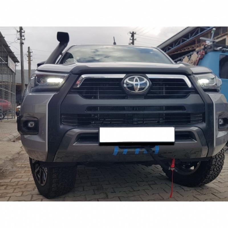 Ducki Toyota Hilux 2020 ve sonrası için Vinç Montaj Tablası / Sehpası