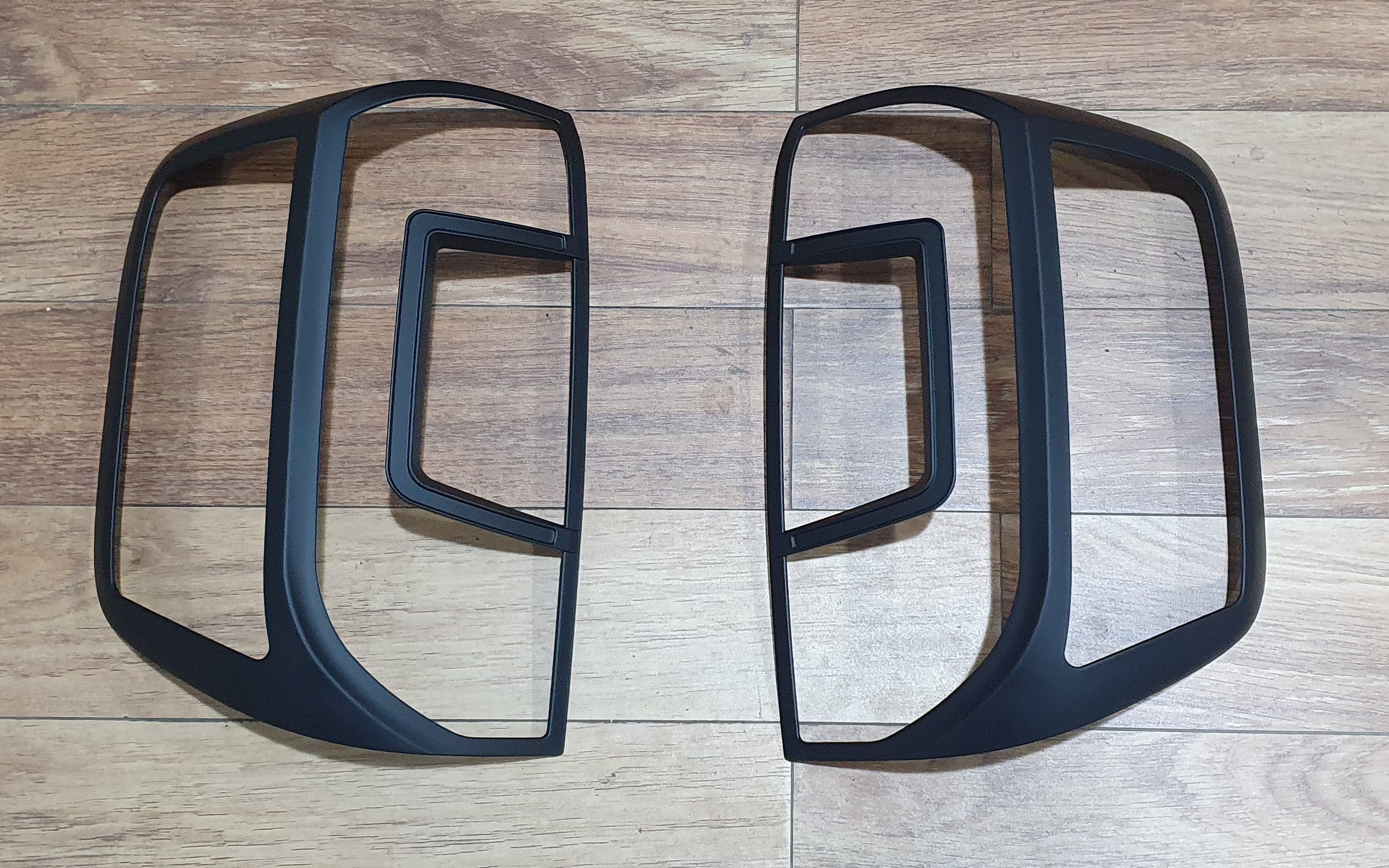 Ducki VW Amarok 2023 ve sonrası STYLE Tip Stop Çerçevesi