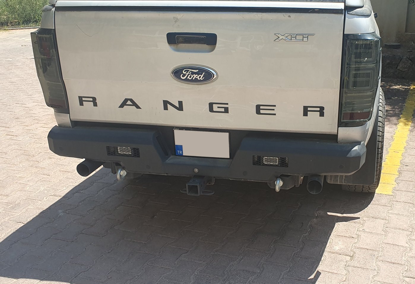 Ducki Ford Ranger 2012-2022 Ledli Demir Arka Tampon V2