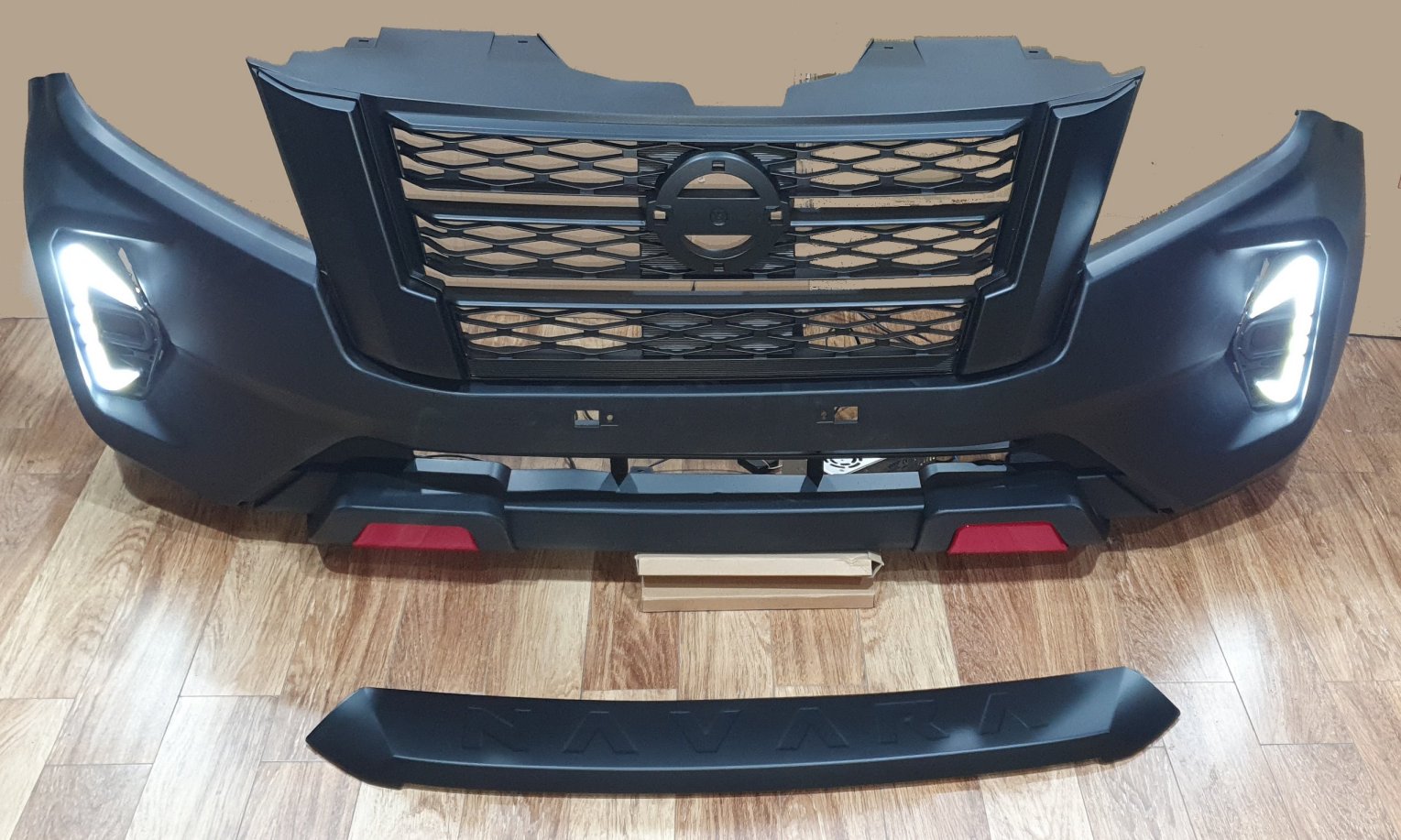 Navara 2014-2022 uyumlu Upgrade Pro 4x 2021 Bodykit