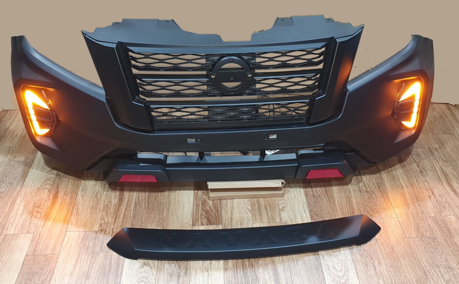 Navara 2014-2022 uyumlu Upgrade Pro 4x 2021 Bodykit