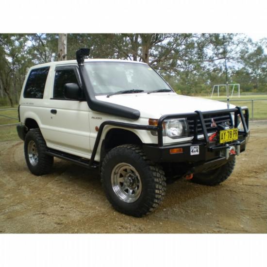 Mitsubishi Pajero 90-97 Sağ Snorkel