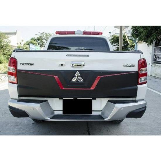 Ducki Mitsubishi L200 2015 ve sonrası Arka Kapak Kaplaması (ABS Plastik)