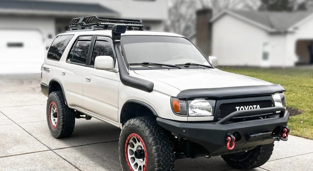 Toyota Hilux LN167 Sağ Snorkel