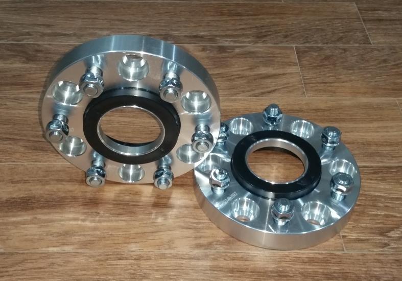 Ducki VW Amarok 2023 ve sonrası için 26mm Aluminyum Spacer (Çıkıntılı)