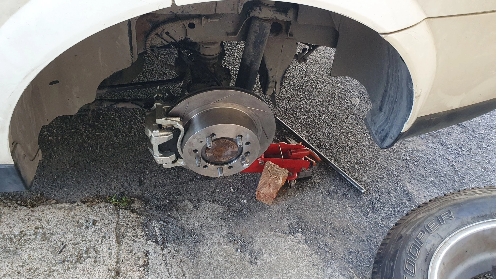 Ssangyong Kyron için El frenli Arka Büyük Disk Fren Dönüşüm Kiti